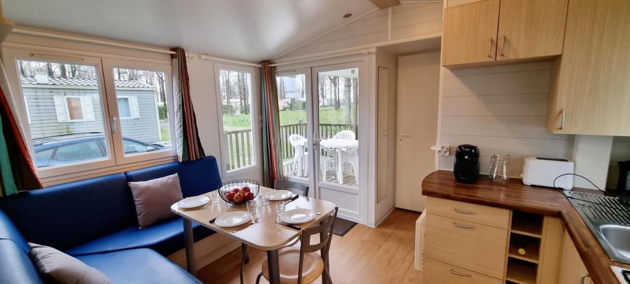 Mobil Home 5 Personnes - Vendee - Puy Du Fou - Climatise La Boissiere-de-Montaigu Εξωτερικό φωτογραφία