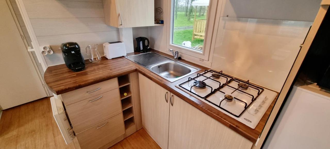 Mobil Home 5 Personnes - Vendee - Puy Du Fou - Climatise La Boissiere-de-Montaigu Εξωτερικό φωτογραφία